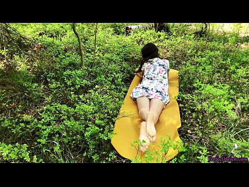 ❤️ Un străin de pe Tinder îmi masturbează păsărica și o fute cu pasiune în pădure ☑  at porn ro.pornsos-com.ru ❌❤