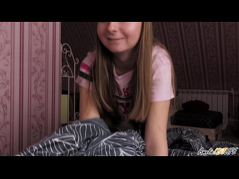 ❤️ Blondina îi suge adânc prietenei ei și primește spermă în gură ☑  at porn ro.pornsos-com.ru ❌❤